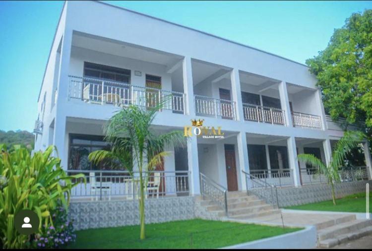 Royal Village Hotel Dodoma Esterno foto