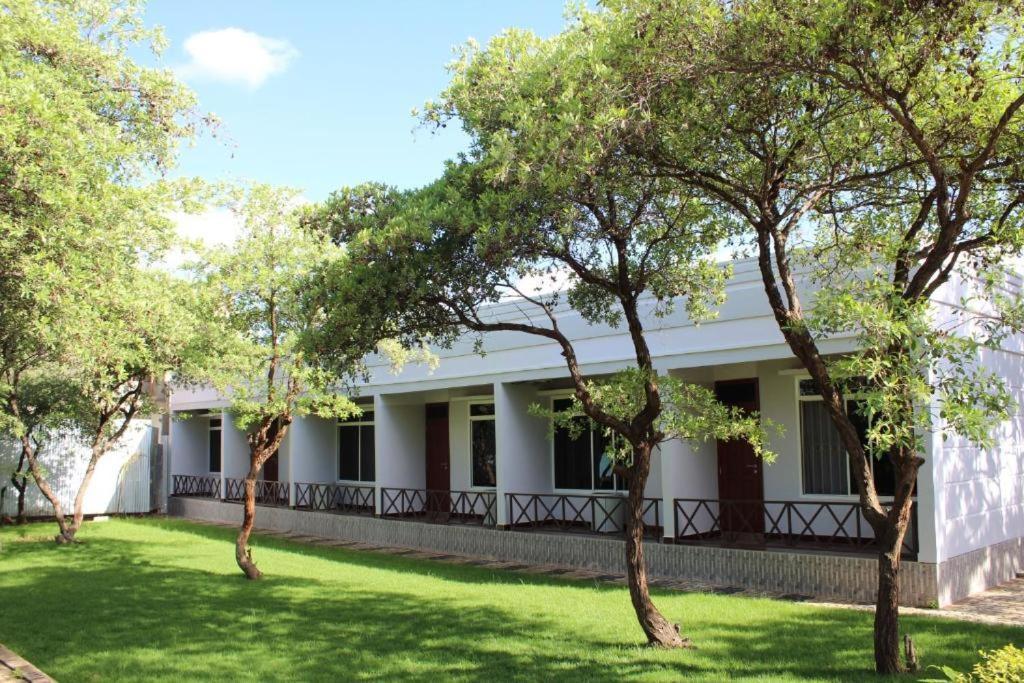Royal Village Hotel Dodoma Esterno foto
